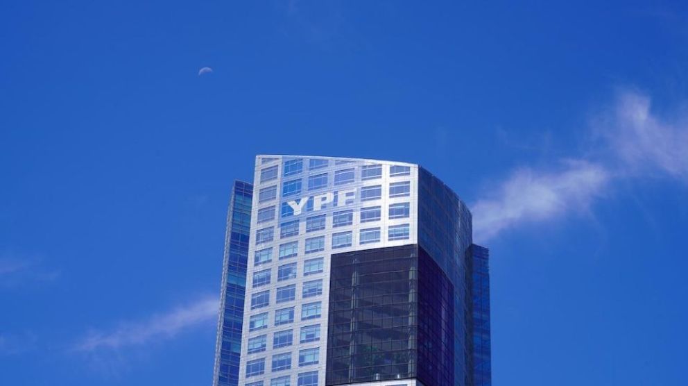 YPF aceleró la producción shale a 213.000 barriles diarios y logró un EBITDA récord de US$ 2.804 millones