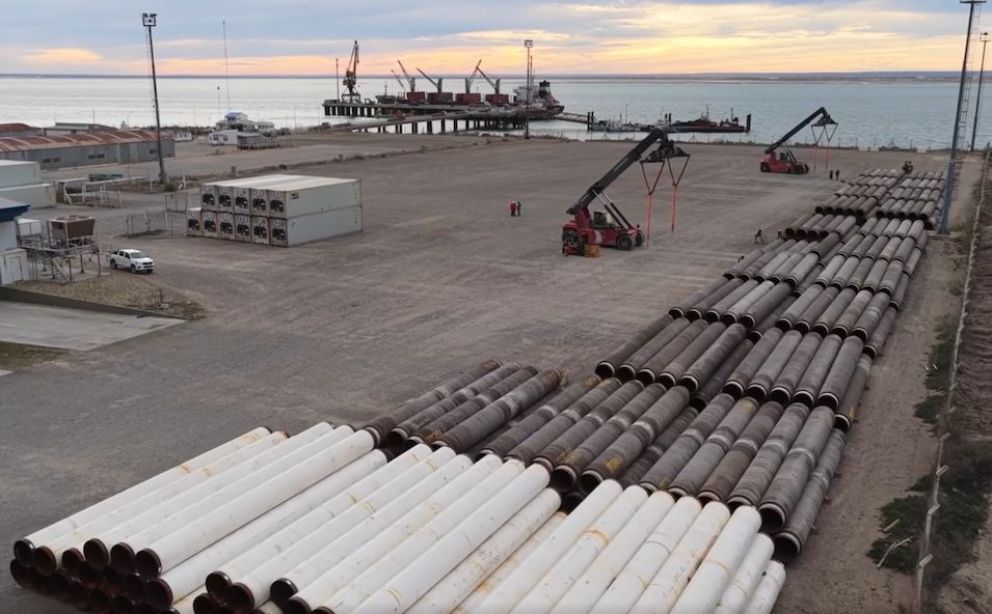 VMOS prepara el ducto offshore para llevar el petróleo de Vaca Muerta al mundo