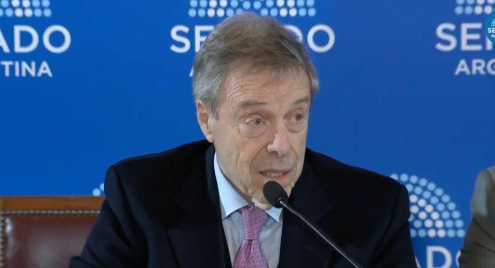 Ormachea: "Existe la ilusión que nos vamos a salvar con Vaca Muerta"