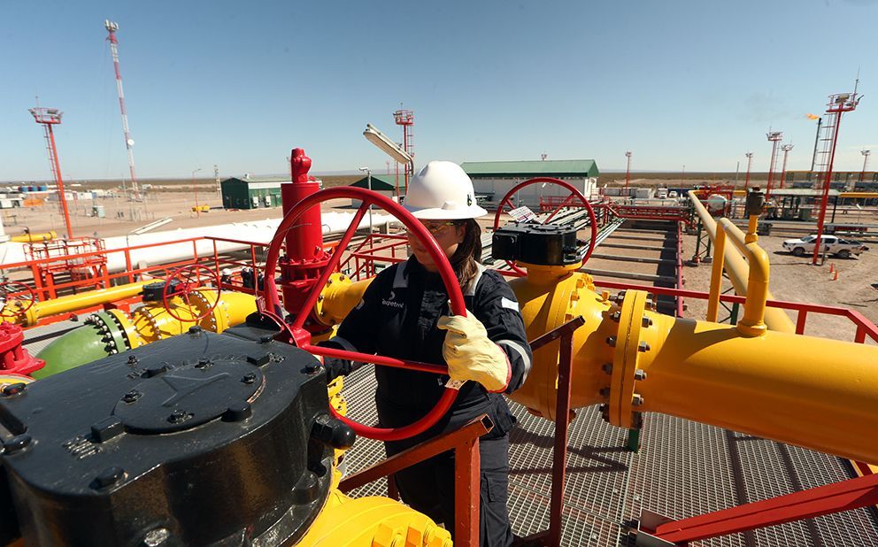 El boom de Vaca Muerta obliga a las empresas locales a cambiar de escala para competir